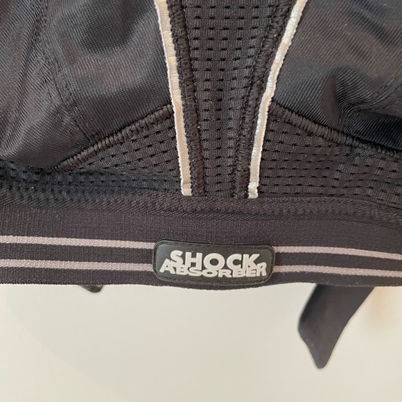 Shock Absorber Black Bra 32C - Picture 8 of 11